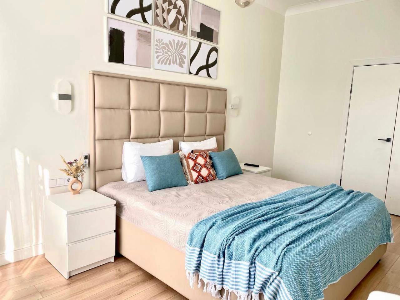 Apartment жк бизнес класса Atameken, рядом трц мega по розыбакиева *