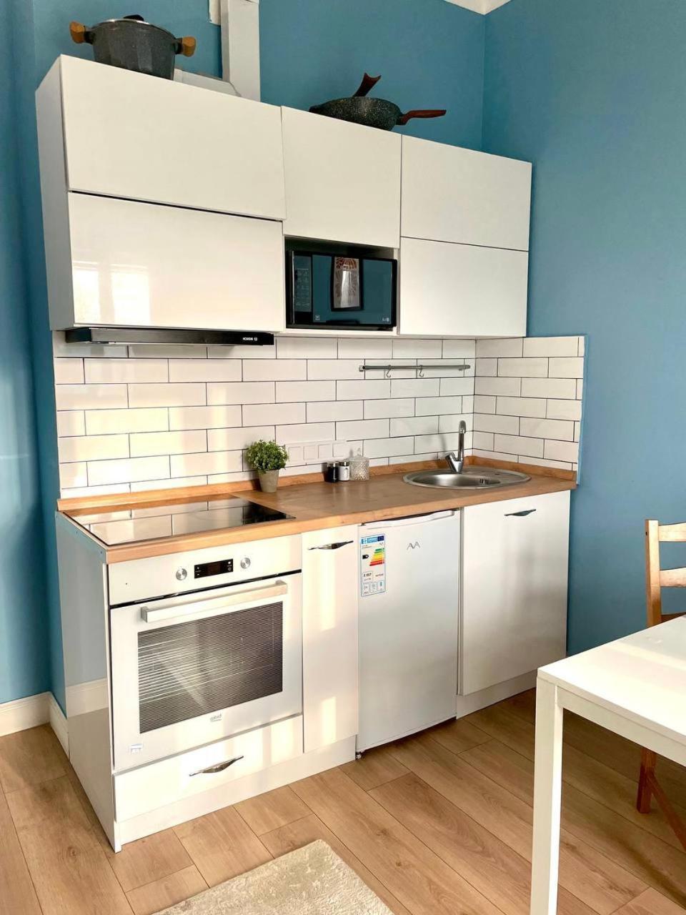 жк бизнес класса Atameken, рядом трц мega по розыбакиева Apartment Almaty