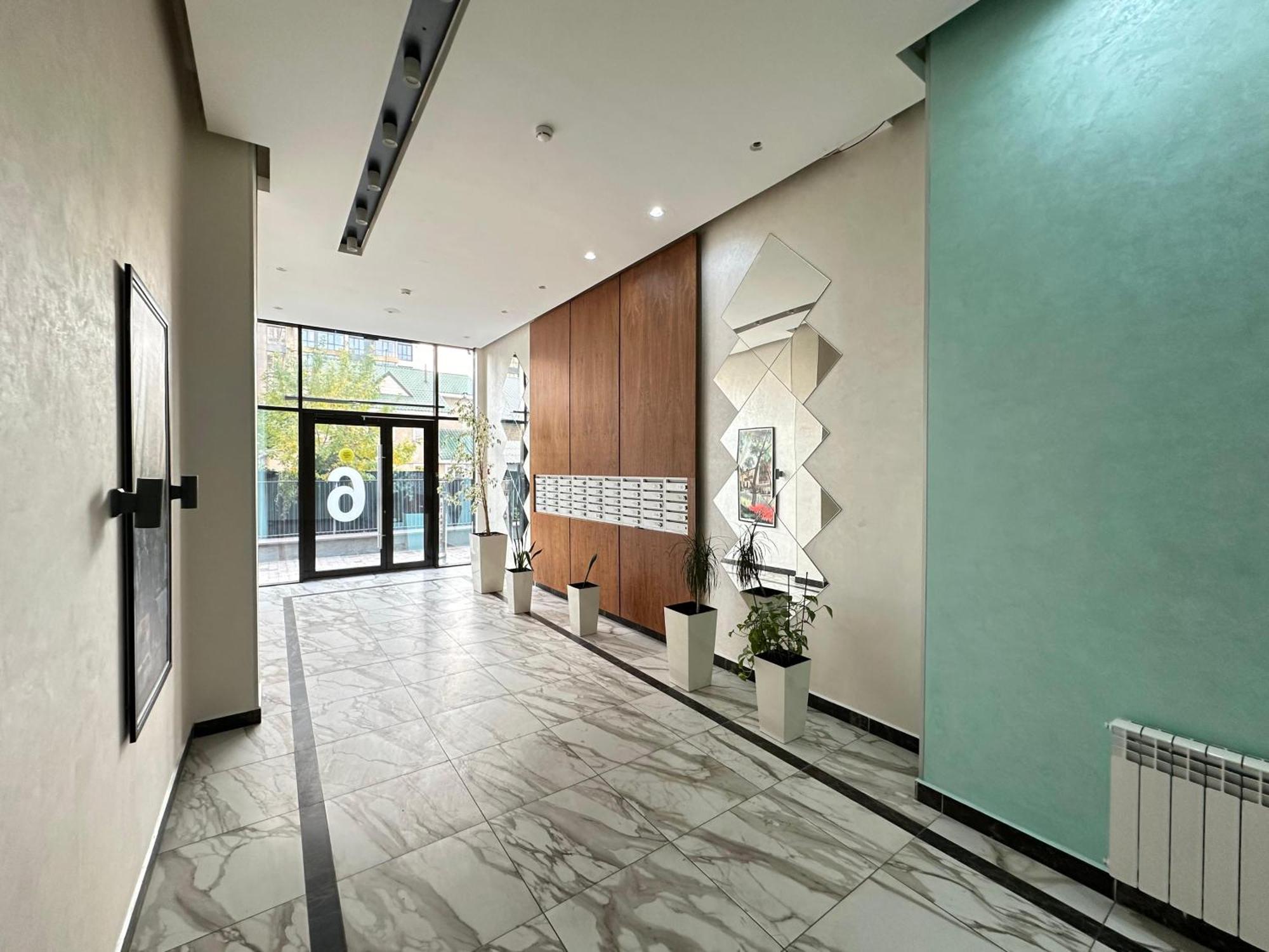 жк бизнес класса Atameken, рядом трц мega по розыбакиева Apartment *